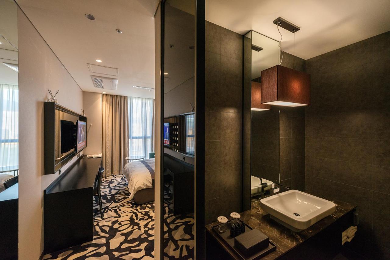 Best Louis Hamilton Hotel Changwon Extérieur photo