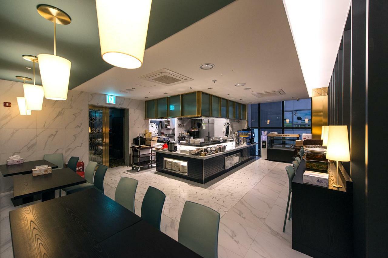 Best Louis Hamilton Hotel Changwon Extérieur photo